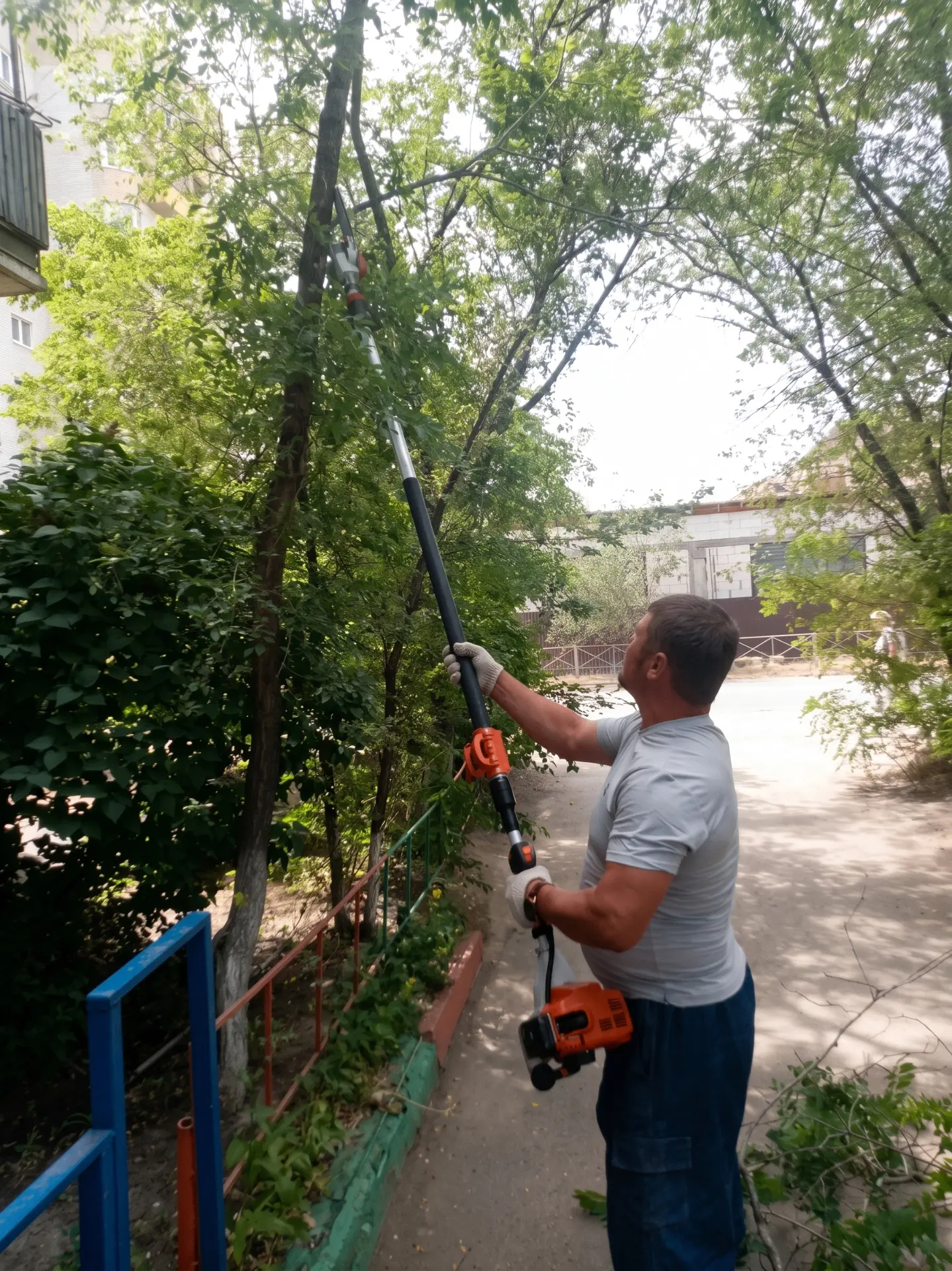 К новости «💪 Масштабные работы по просьбе жителей: обновляем двор!»