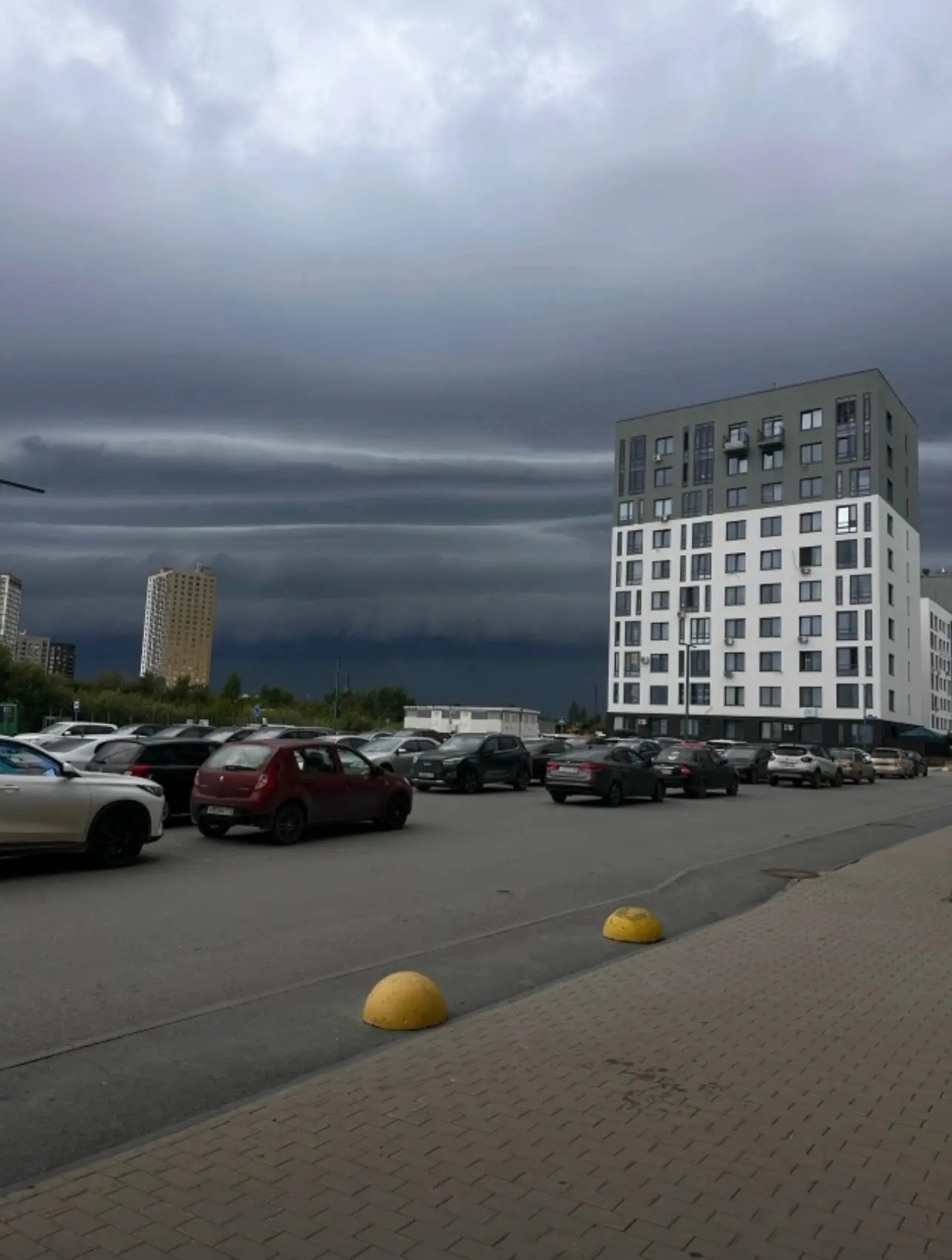 В Тюменской области ожидаются неблагоприятные погодные явления 26 июля ⛈️
