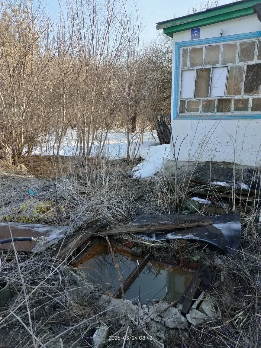 Устранена утечка из водораспределительного колодца в с. Братовщина, ул. Железнодорожная💧