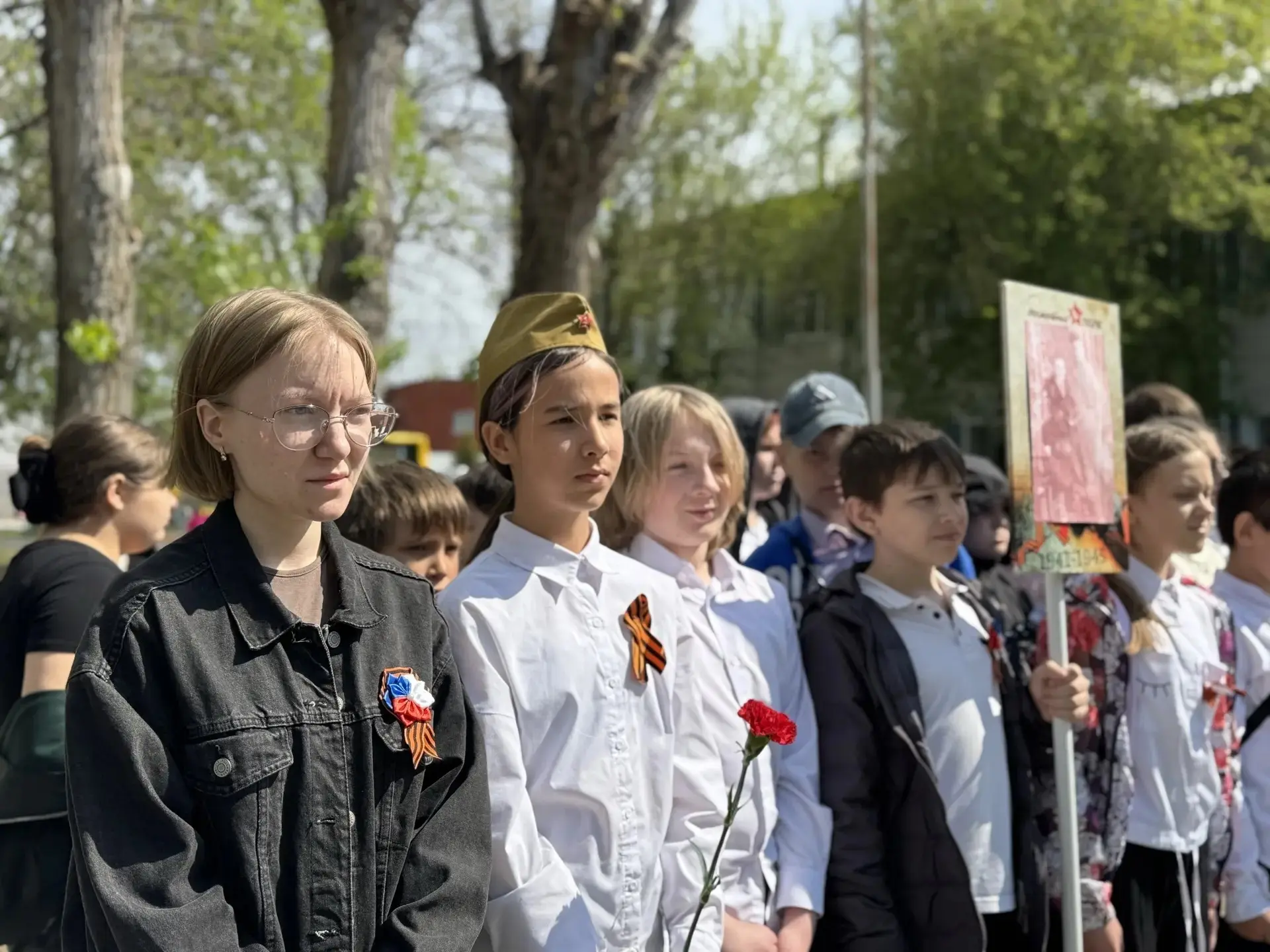 Мы помним! Мы гордимся!   Сегодня, у памятника воинам-освободителям у 1-го корпуса, состоялся торжес