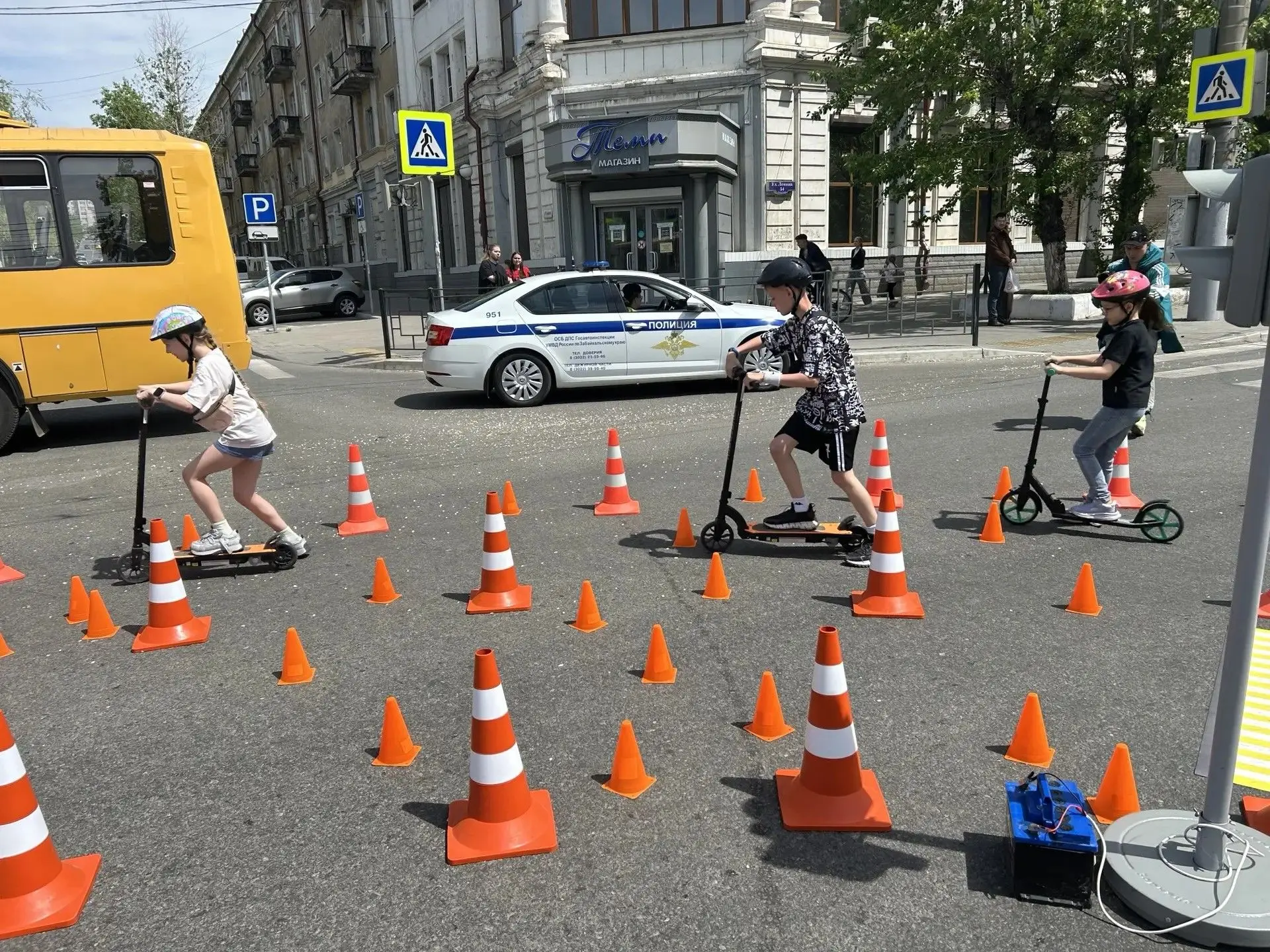🚦Детский автогородок:учимся безопасности на дороге!🚲🛴

30 мая в рамках празднования Дня города пр