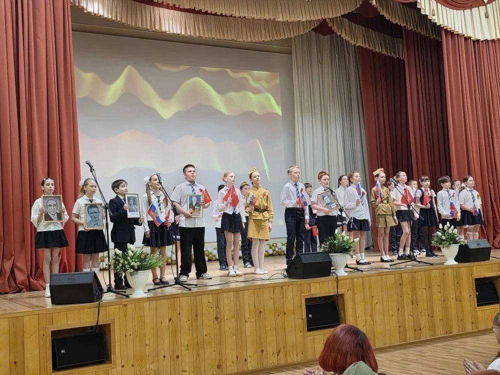 В нашей школе прошёл замечательный песенный фестиваль «Песни Великой Победы»! ✨Участниками стали уче