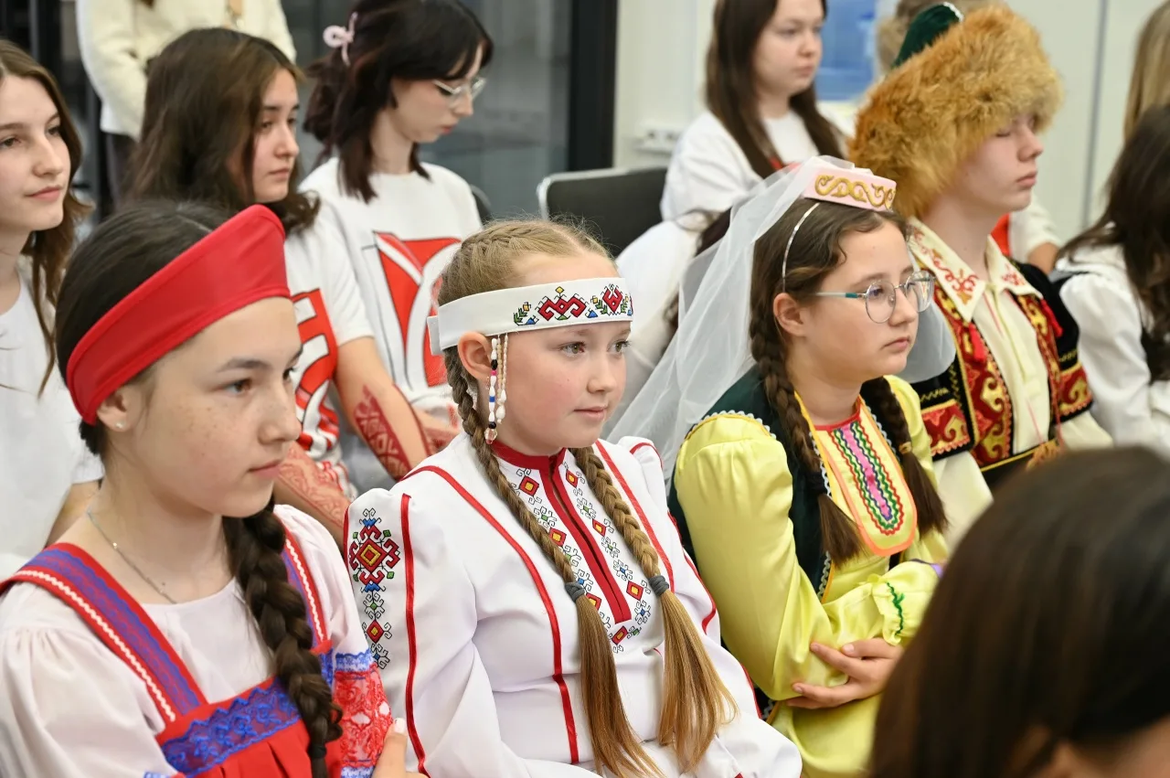 «Сегодня, в первый день лета, мы отмечаем День защиты детей! Дети – самое главное, что ...