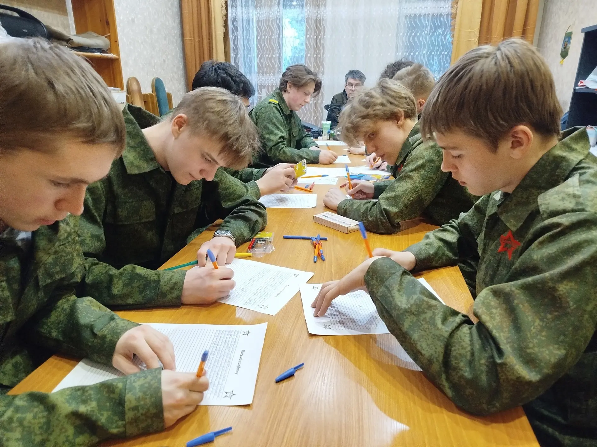 ✉Письма, которые согревают сердца 🇷🇺  Вдали от дома, вдали от родных и близких, каждый день наши сол