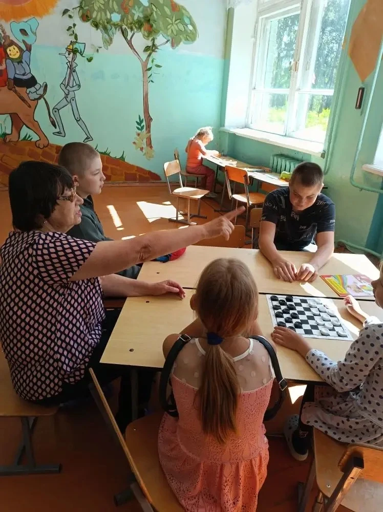 💫3 июня в детском оздоровительном лагере «Улыбка» на базе Колтовской НОШ прошёл насыще...