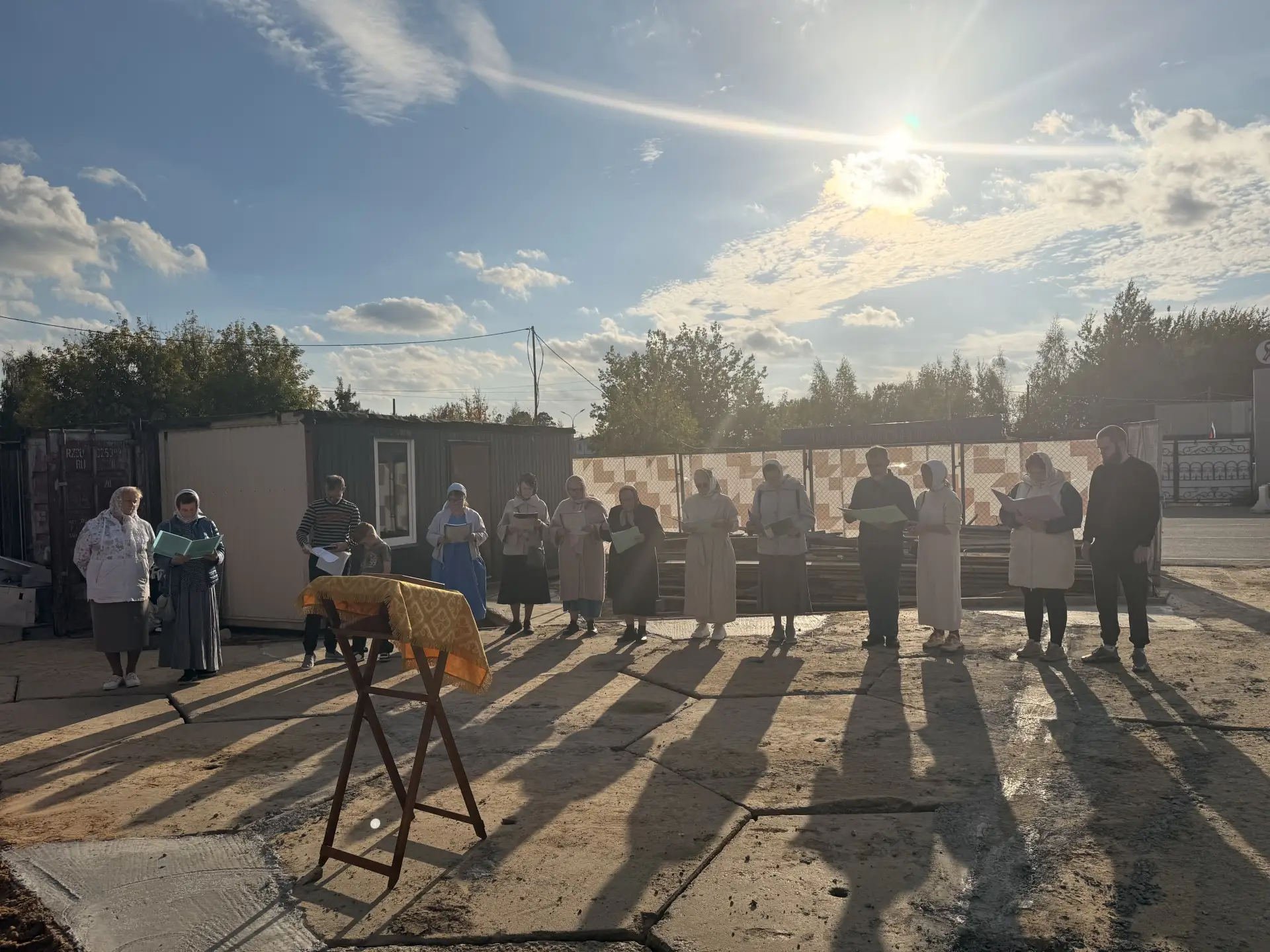 Дорогие братия и сестры, завтра, буду рад всех видеть на молебне в 15:30! Со святым веч...