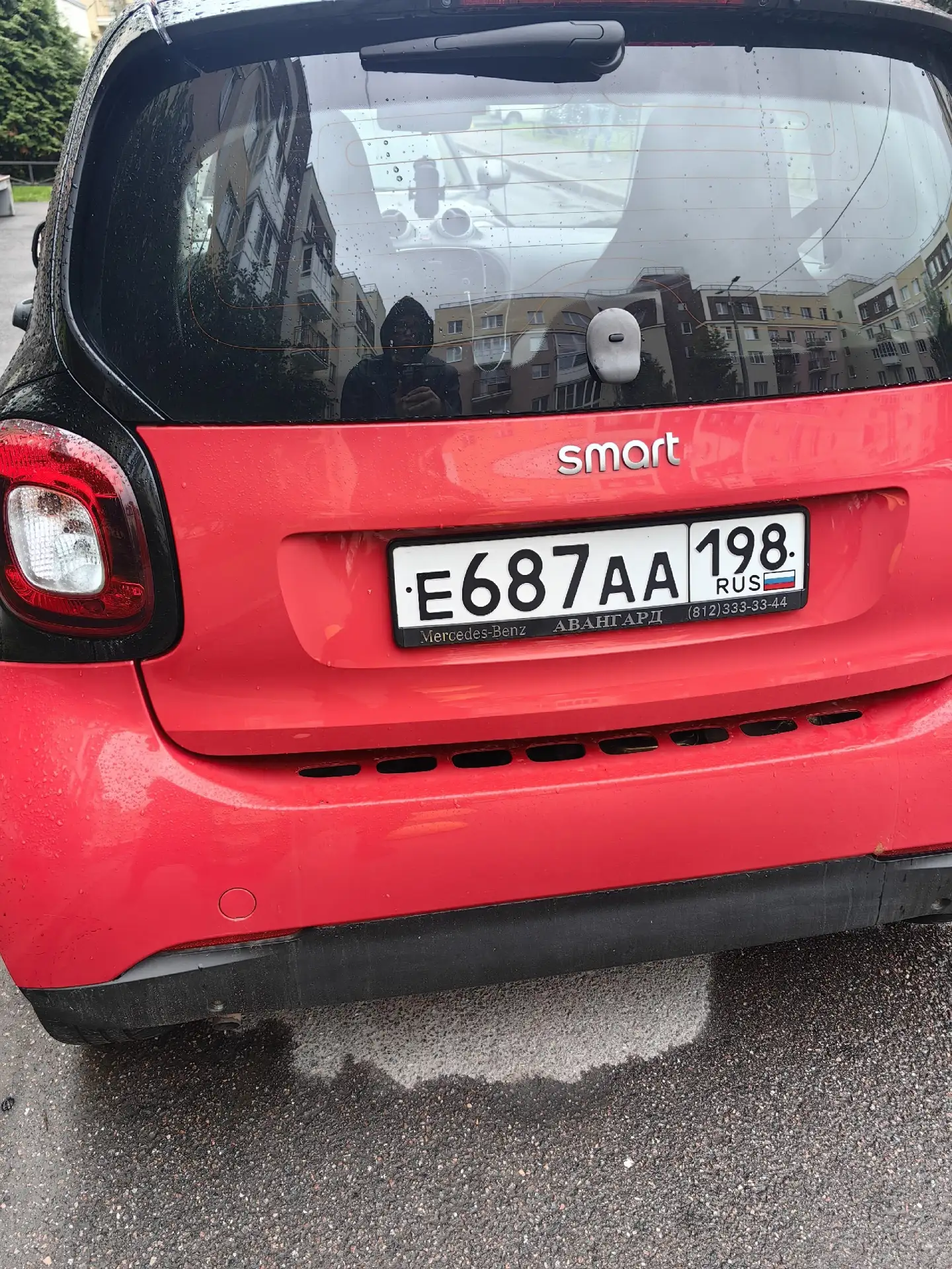 Поцарапанный автомобиль