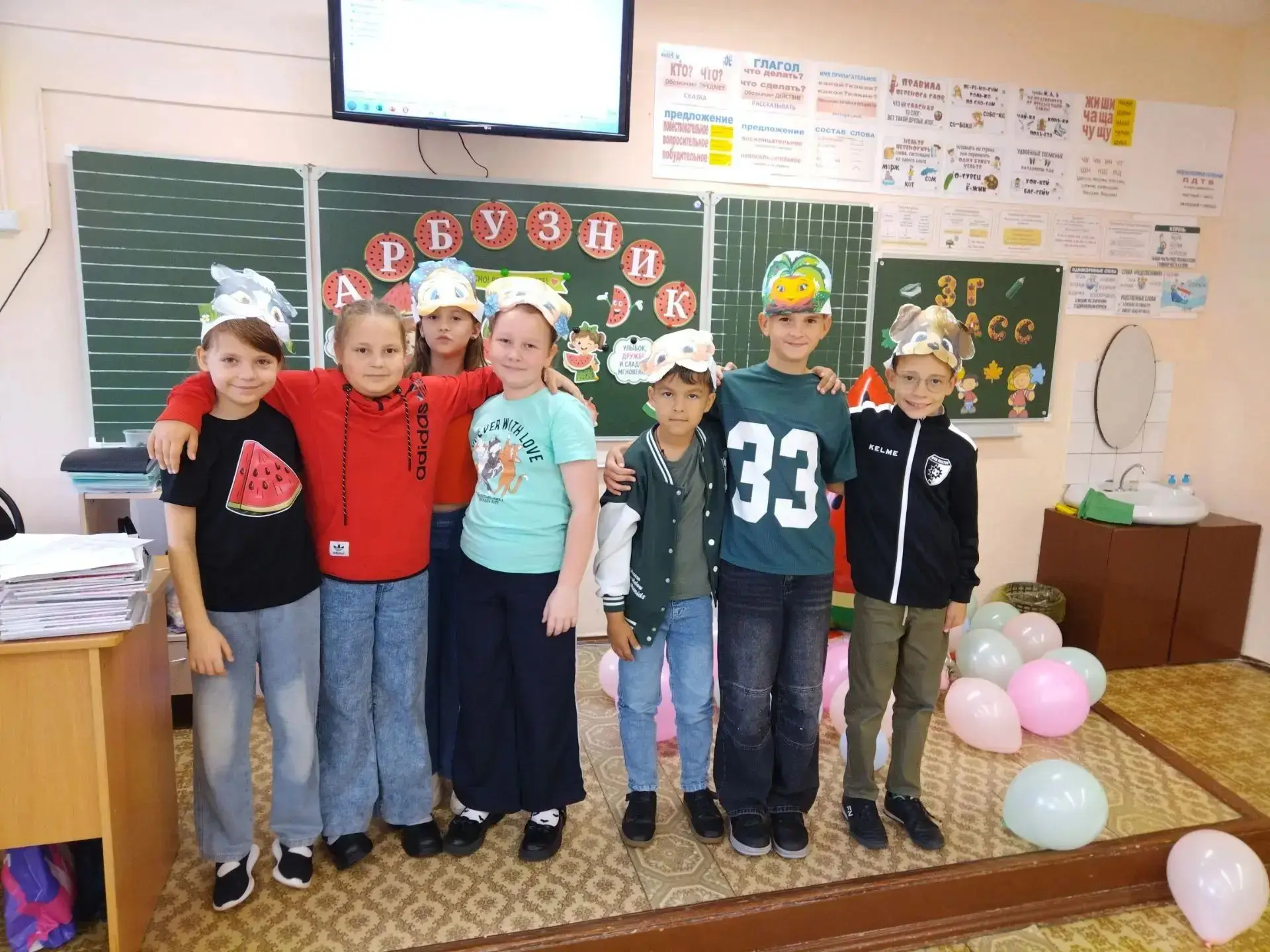 🍉02.10. в  3 "Г" классе состоялось внеклассное мероприятие "Арбузник".