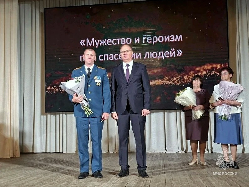 Сотрудник МЧС России стал «Человеком года»

⭐ В доме культуры «Горняк» поселка Увельский состоялось 