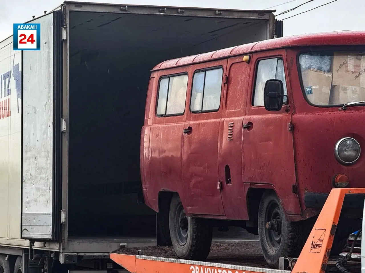 🚛10 единиц техники отправились сегодня из Абакана в помощь хакасским бойцам   В два многотонника вош
