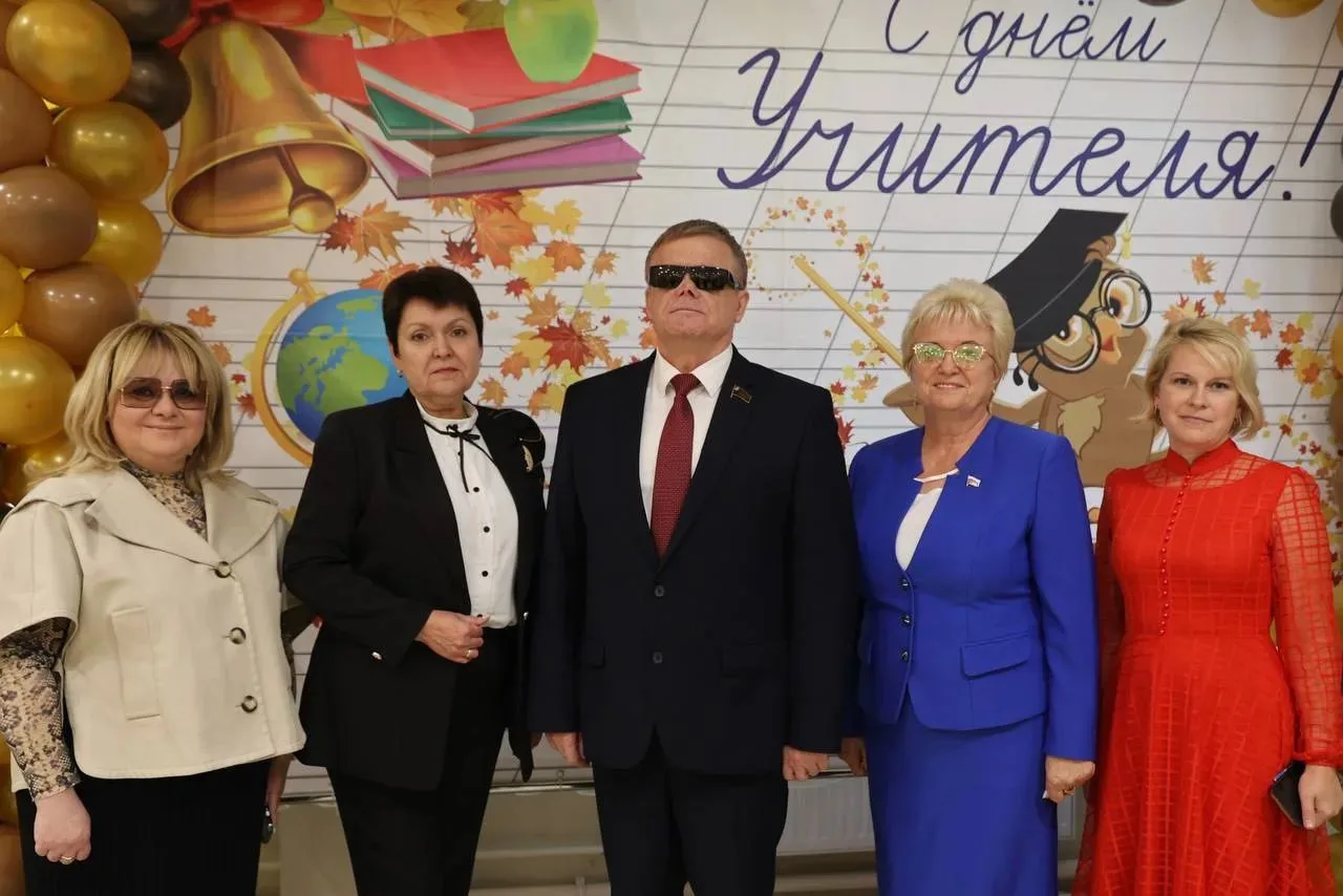 В рамках партийного проекта " Новая школа" и патриотического проекта " Успех V единстве...