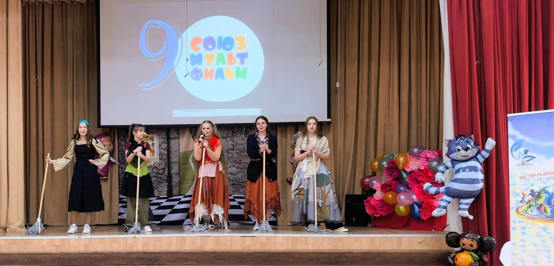 🌈 XVI Фестиваль детского творчества «Разноцветная планета» состоялся!   В этот день сцена наполнилас