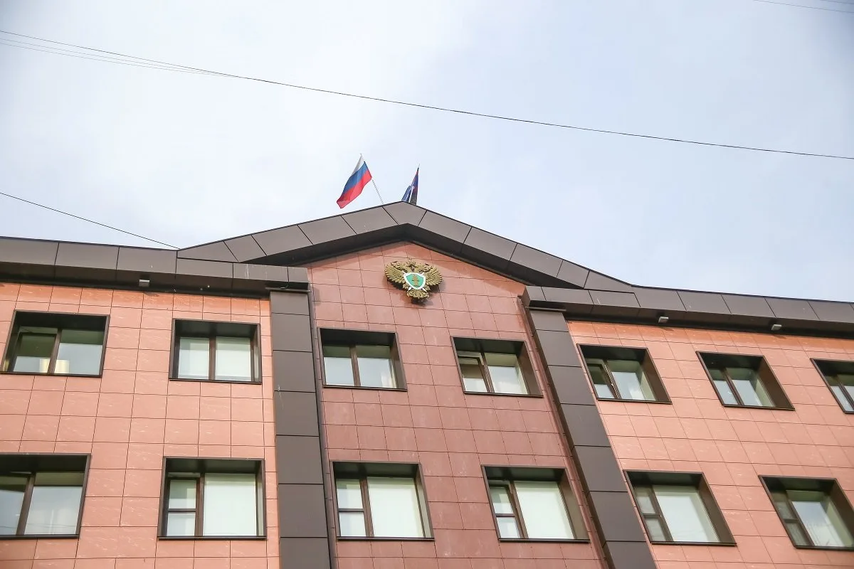 Житель Красноярского края пытался устроиться в полицию с поддельным дипломом и попался ...