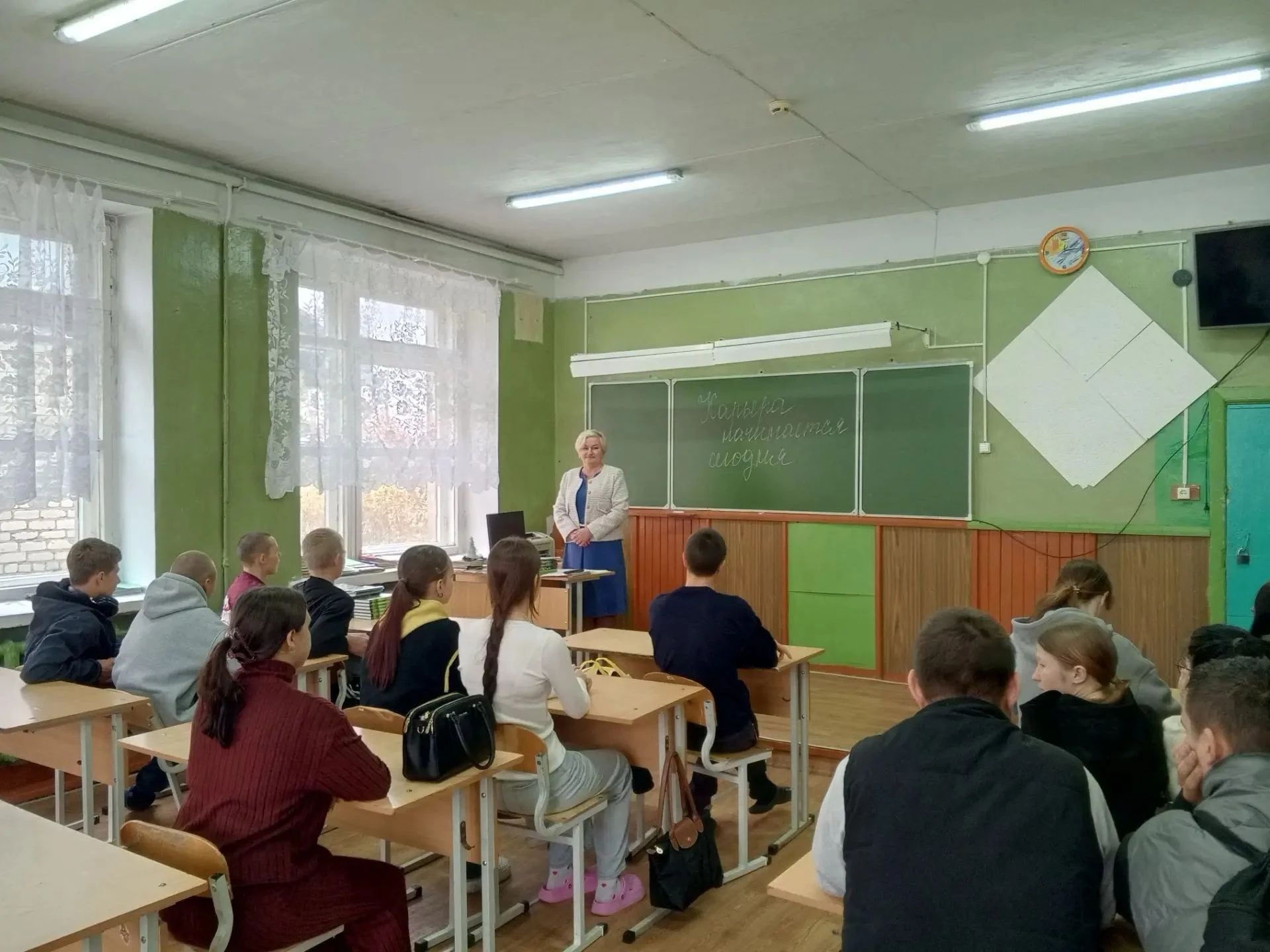 🎓 КАРЬЕРА НАЧИНАЕТСЯ СЕГОДНЯ: СТУДЕНТАМ В ЛУЗЕ РАССКАЗАЛИ, КОГО ЖДУТ РАБОТОДАТЕЛИ
