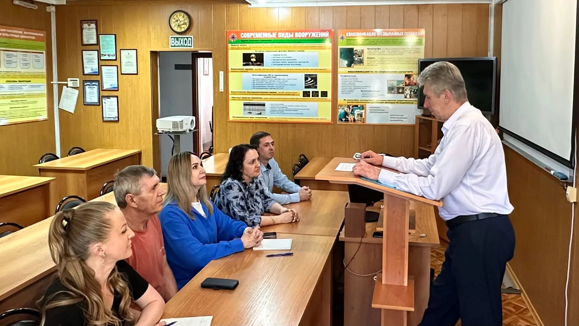 В филиале  учебно-методического центра подвели итоги деятельности за первое полугодие 2026 года 

За