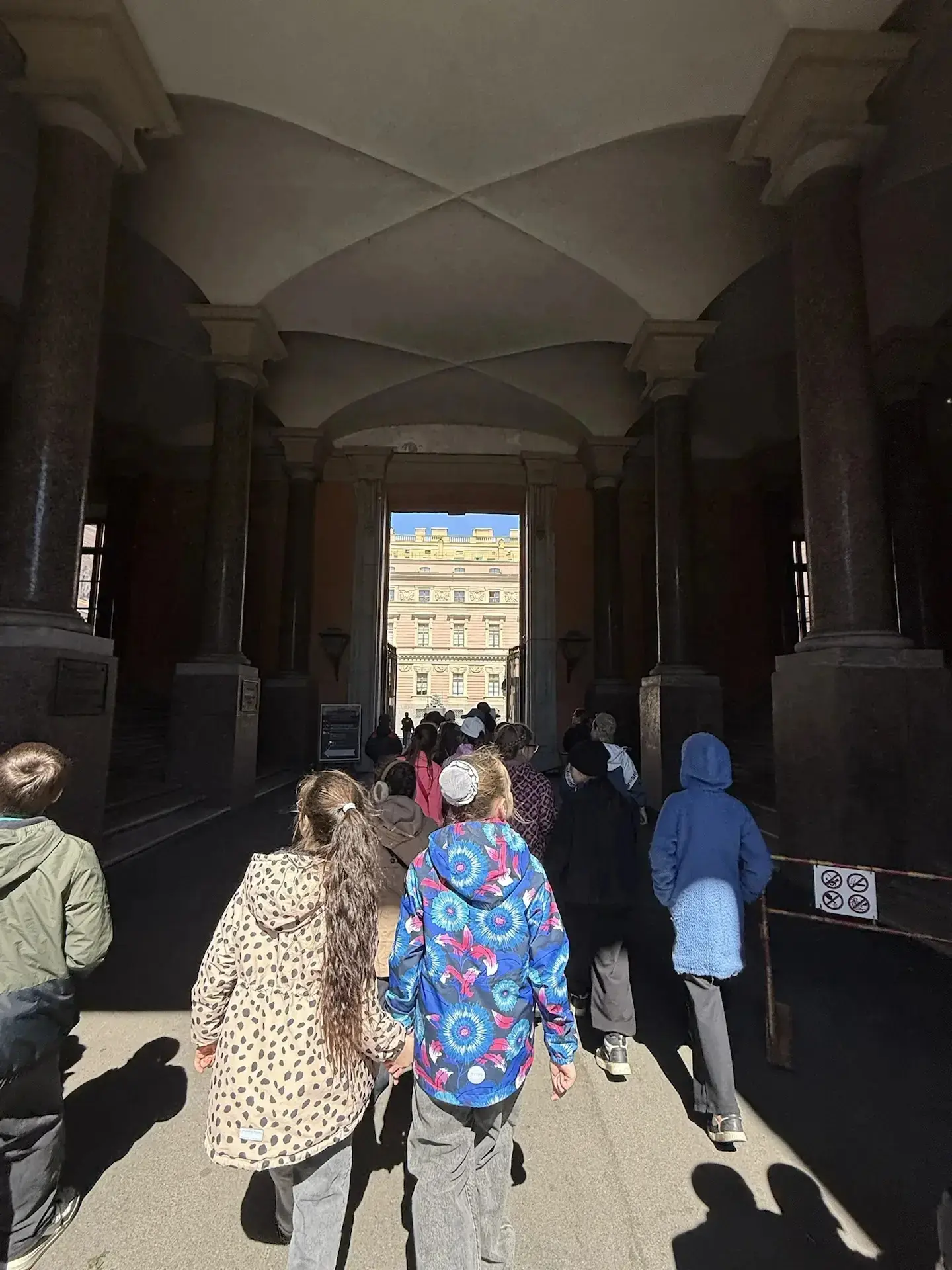 🇷🇺 В преддверии Дня города лицеисты прикоснулись к легендам Северной столицы  Сегодня, 25 мая, накан