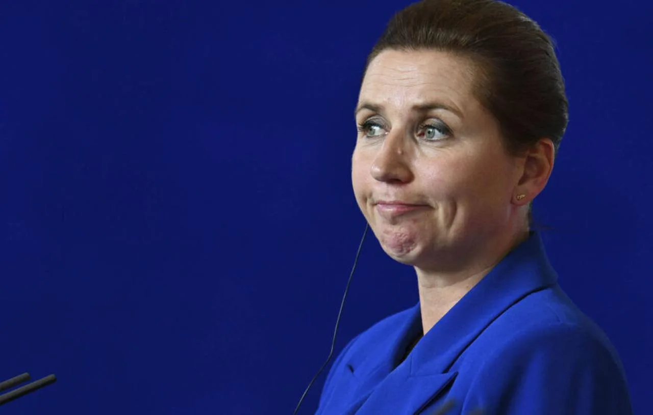 Кибербуллинг добрался до премьера Дании.