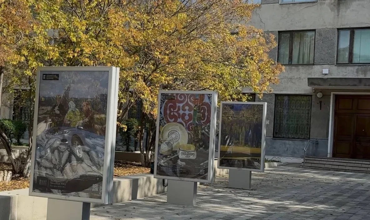 Комсомольчан зовут на открытие уличной выставки работ дальневосточных художников