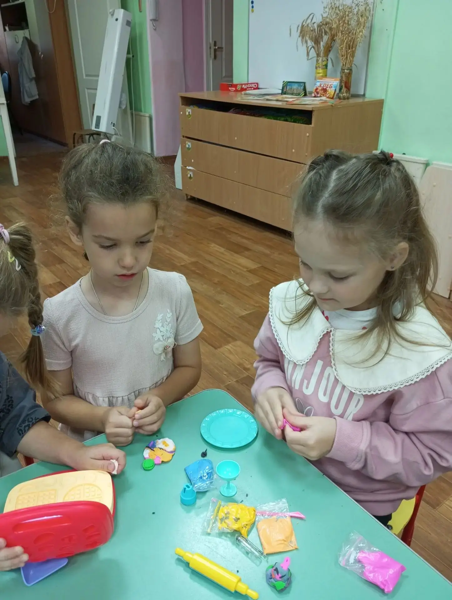🌞🌞🌞Сегодня в нашей группе «Солнышко» был настоящий взрыв фантазии и вдохновения! 🎉�...