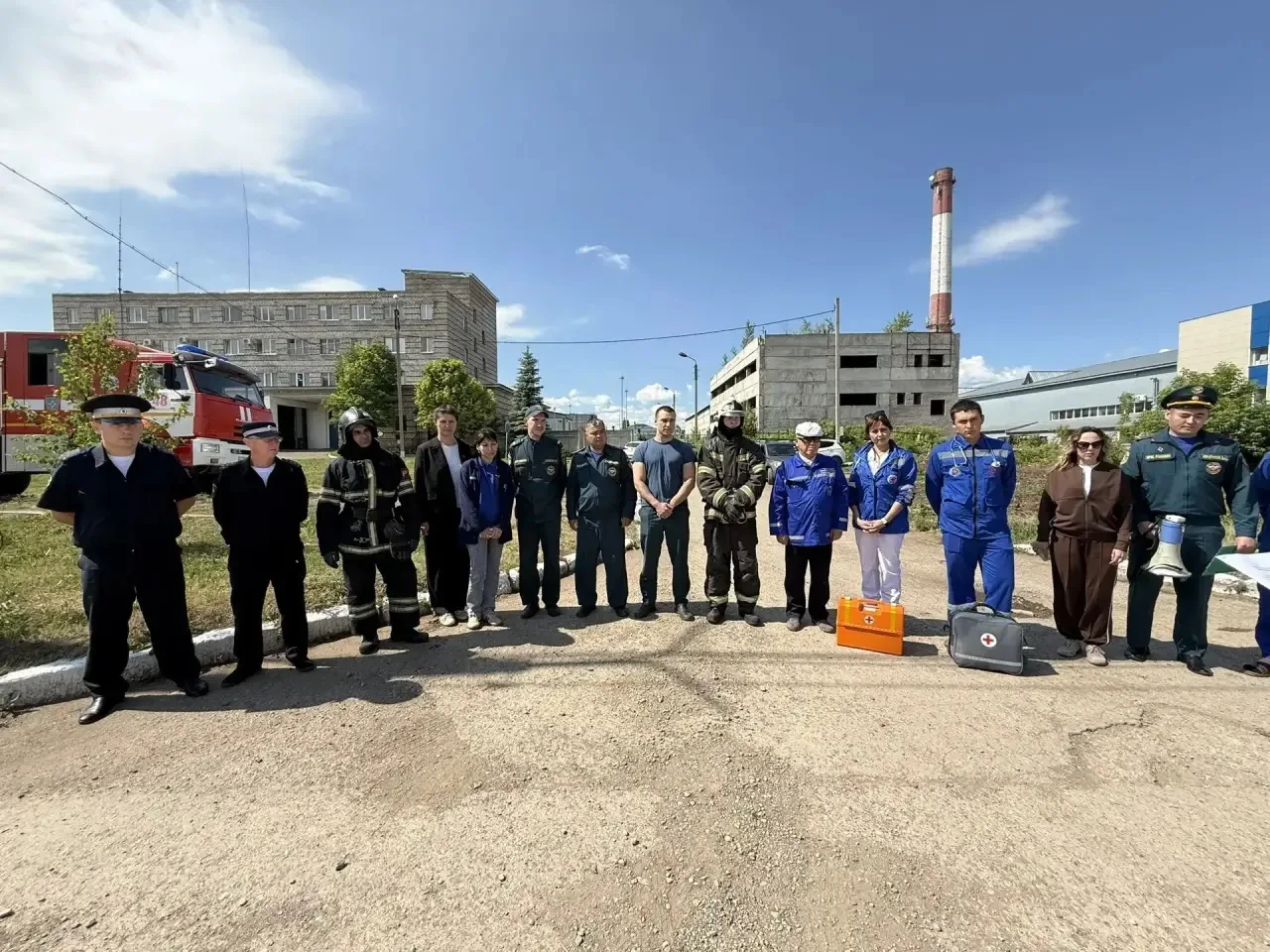 🚨 В Туймазинском районе прошли совместные учения БТП РСЧС по ликвидации последствий до...