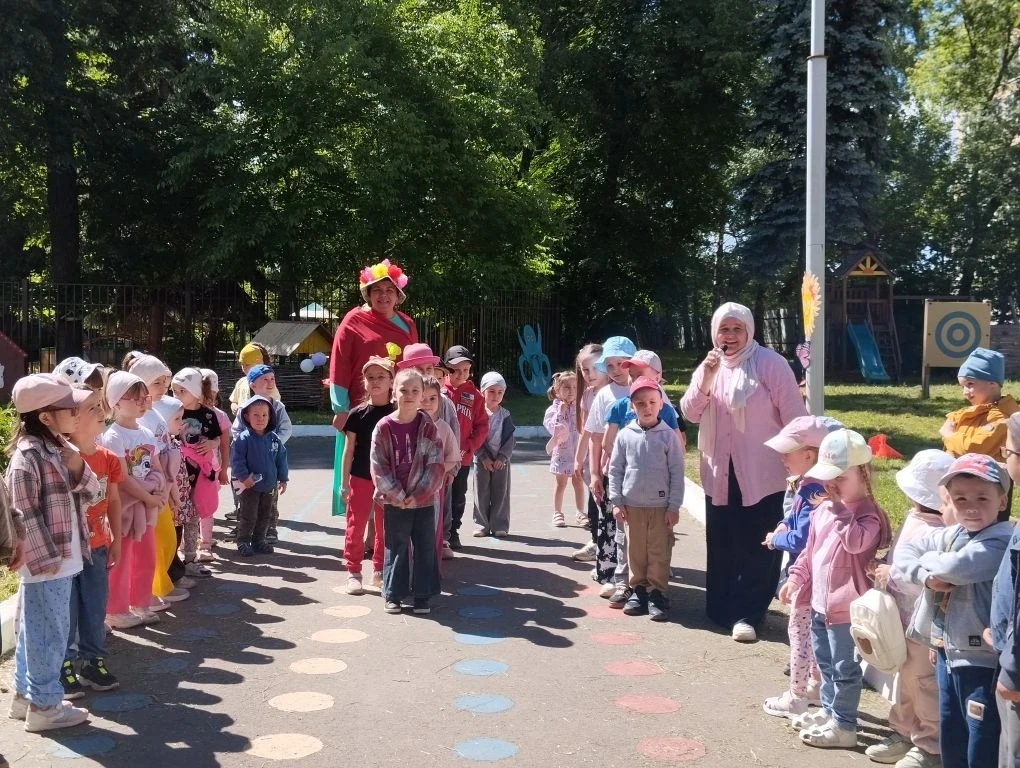 Вчера, в нашем детском саду прошел замечательный праздник – День защиты детей. Это собы...