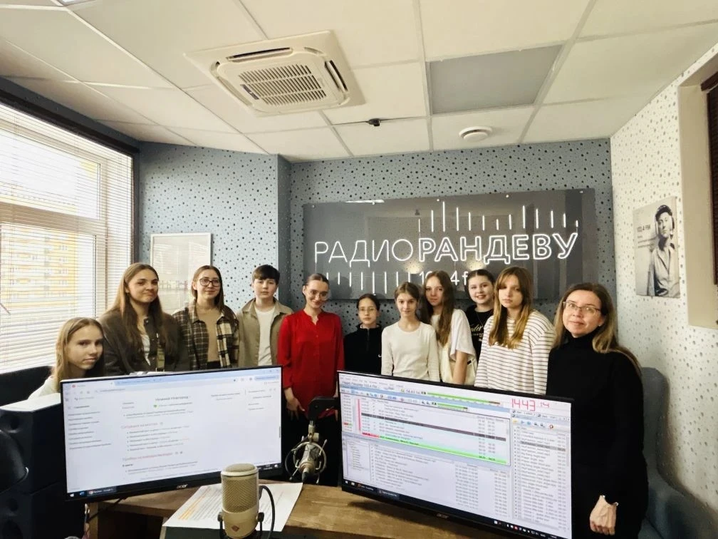 🎙️ ПЕРВЫЕ НА РАДИО🎙️  📻1⃣2⃣ марта 2⃣0⃣2⃣6⃣года  активисты Движения Первых при содействии советника д