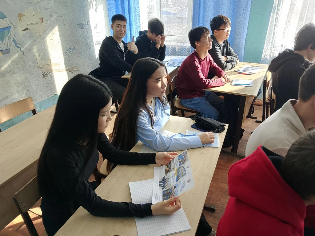 🛡 Профориентация: путь в правоохранительные органы для 10-х классов!  На этой неделе в нашей школе с