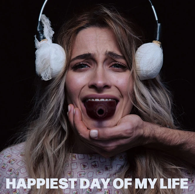 Пэрис Джексон, дочь Майкла Джексона, представила альбом Happiest Day of My Life.