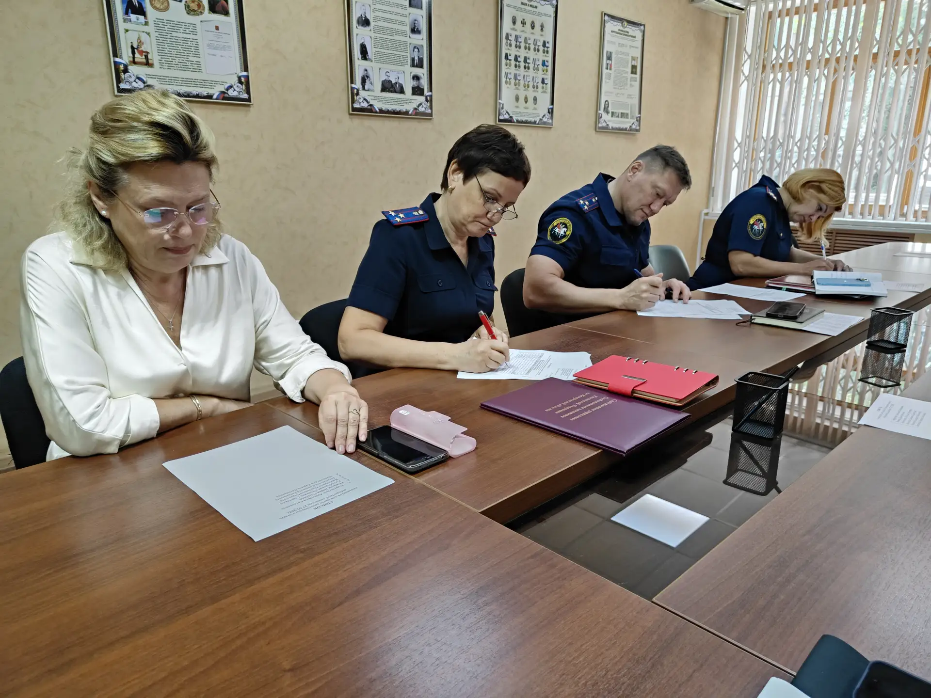 В Кузбассе прошло заседание отборочной комиссии и трое претендентов пополнили кадровый резерв

📍Сег