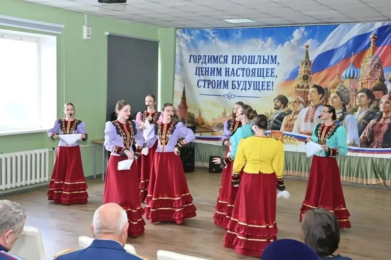 25 сентября в здании школы №77 состоялся концерт в рамках фестиваля культур народов Дона.