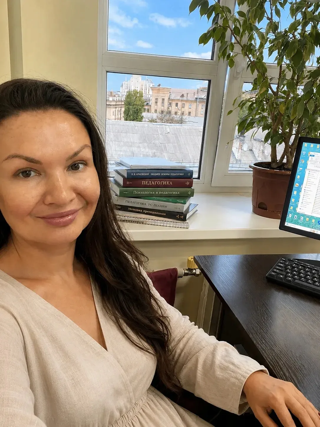 Завтра у меня консультация в университете, а уже в четверг — вступительный экзамен в магистратуру.

