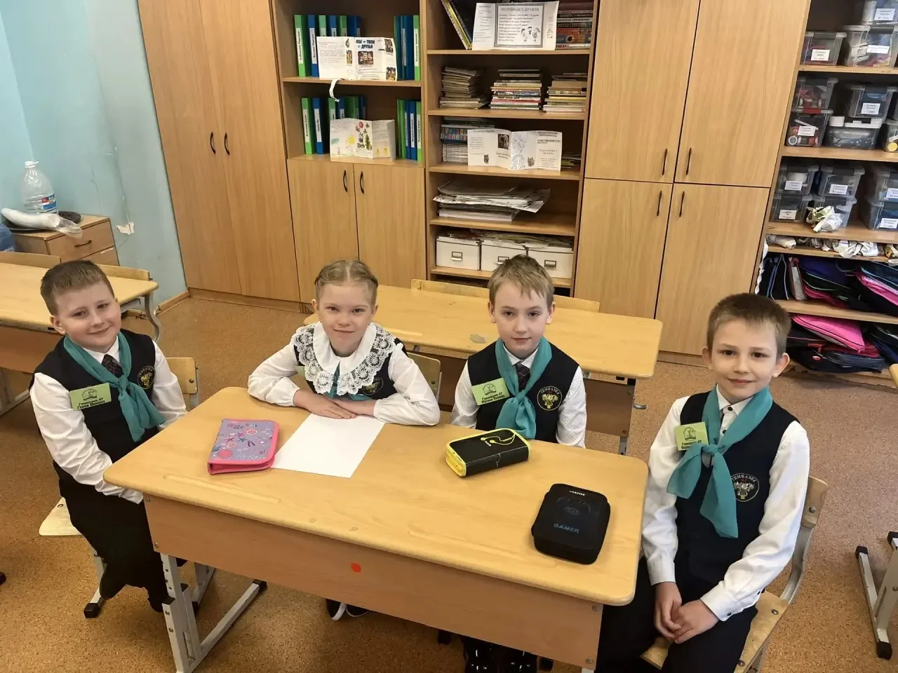 🏆 ГОРДОСТЬ РАЙОНА: «ЗНАЙКА» В 37-Й ГИМНАЗИИ 🧠✨  Сегодня, 11 апреля, в гимназии №37 прошёл интеллекту