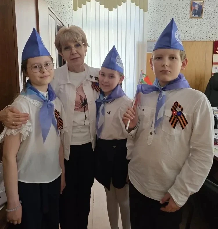 🎗️ «Я помню! Я горжусь!»  В нашем образовательном комплексе прошла патриотическая акция «Георгиевска