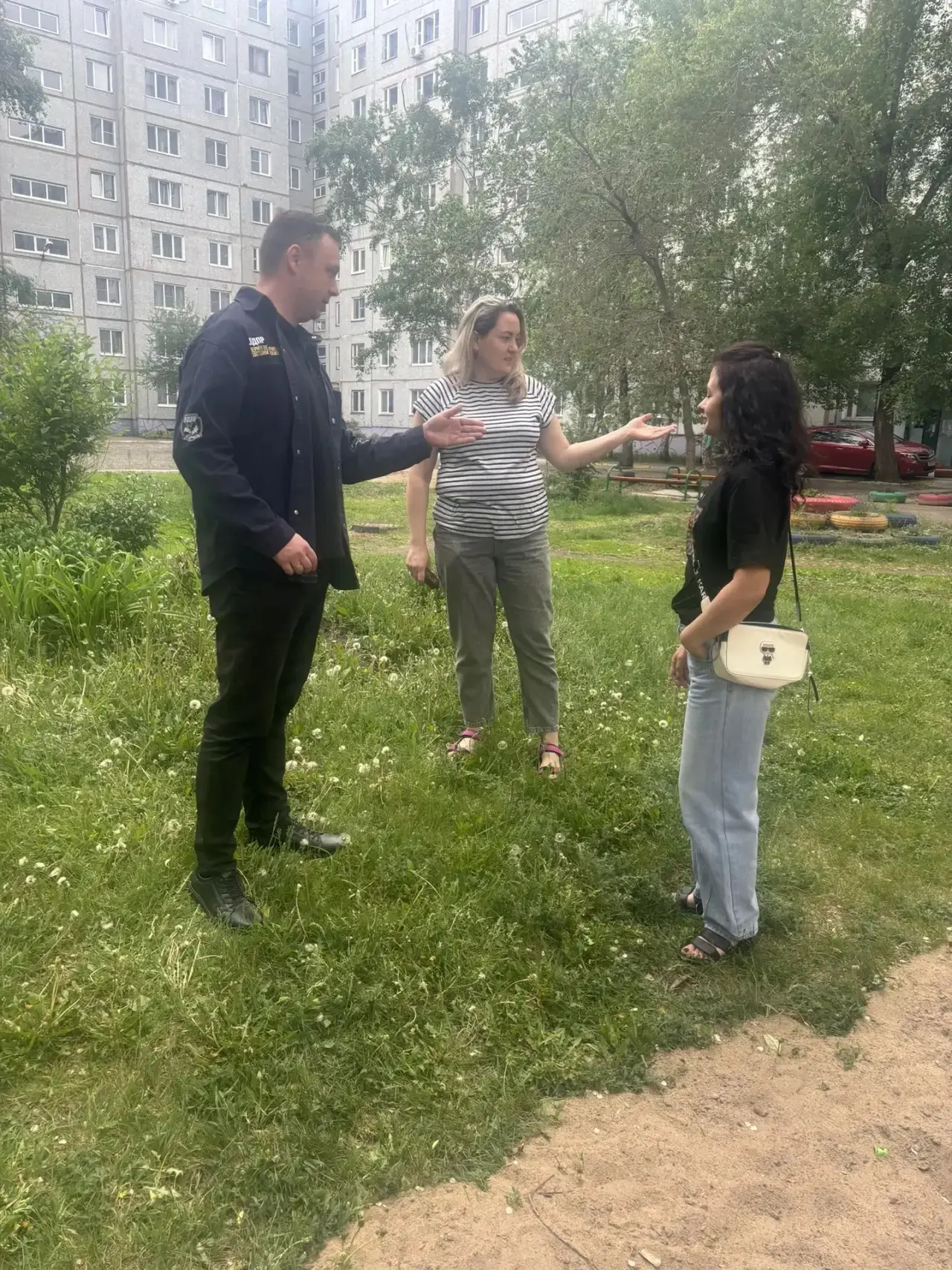 СПОРТ ДОЛЖЕН БЫТЬ В КАЖДОМ ДВОРЕ: БОРЕМСЯ ЗА ПЛОЩАДКУ НА ДМИТРИЕВА 2/1!