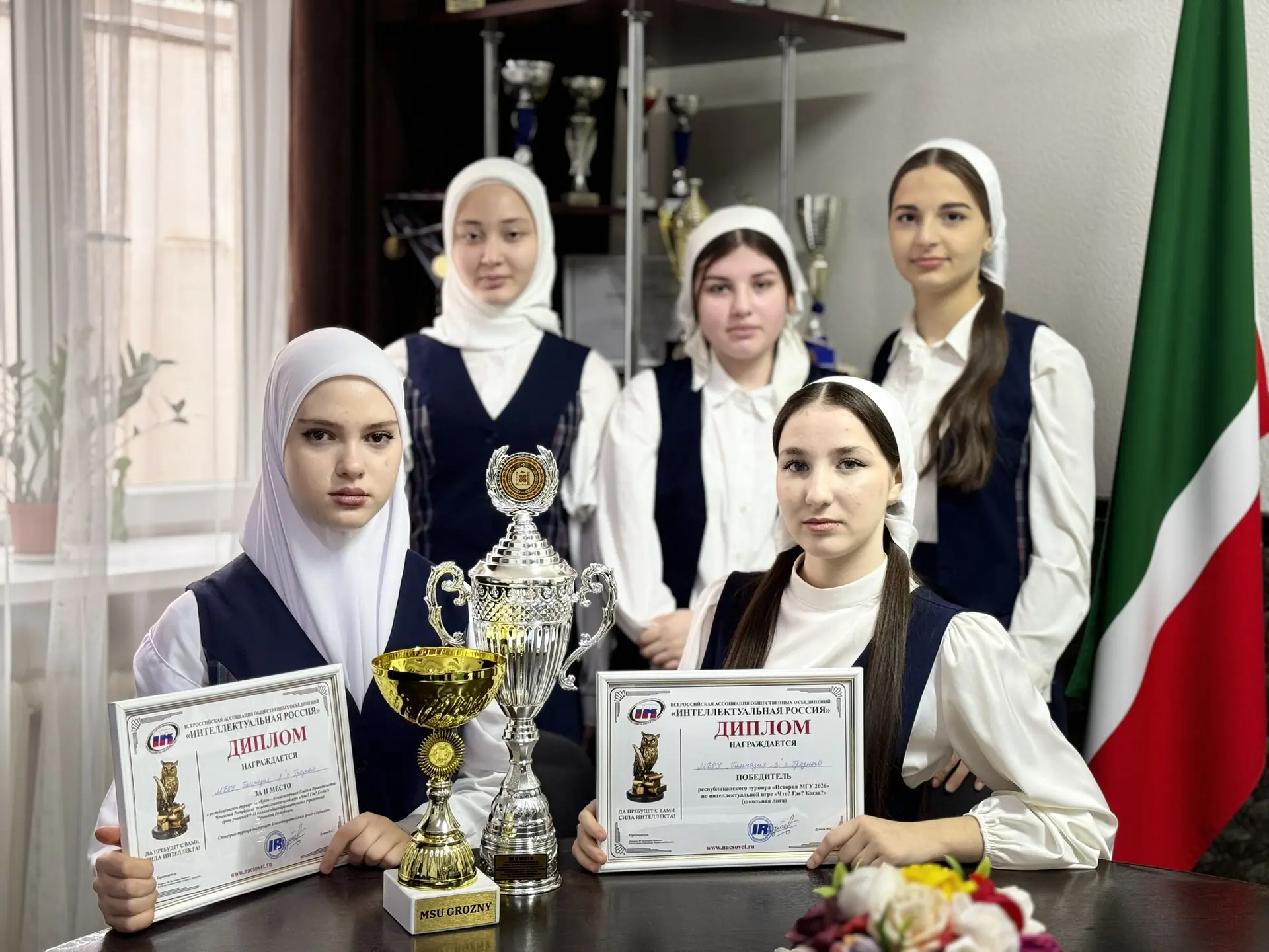 🏆 СЕРЕБРО ВЫСШЕЙ ПРОБЫ! 🏆  С огромной гордостью поздравляем нашу команду знатоков с блестящей победо