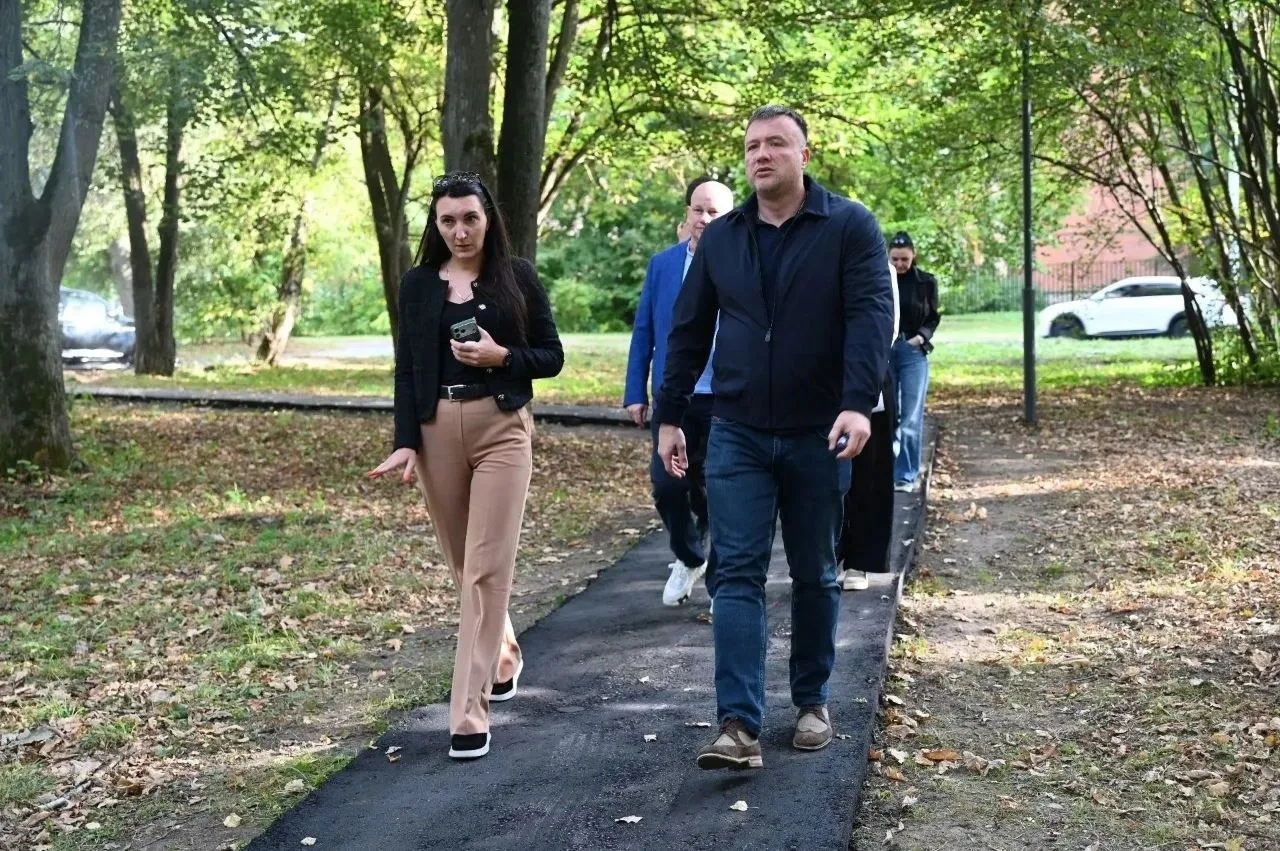 Обновляем дорожно-тропиночную сеть в Пущино.