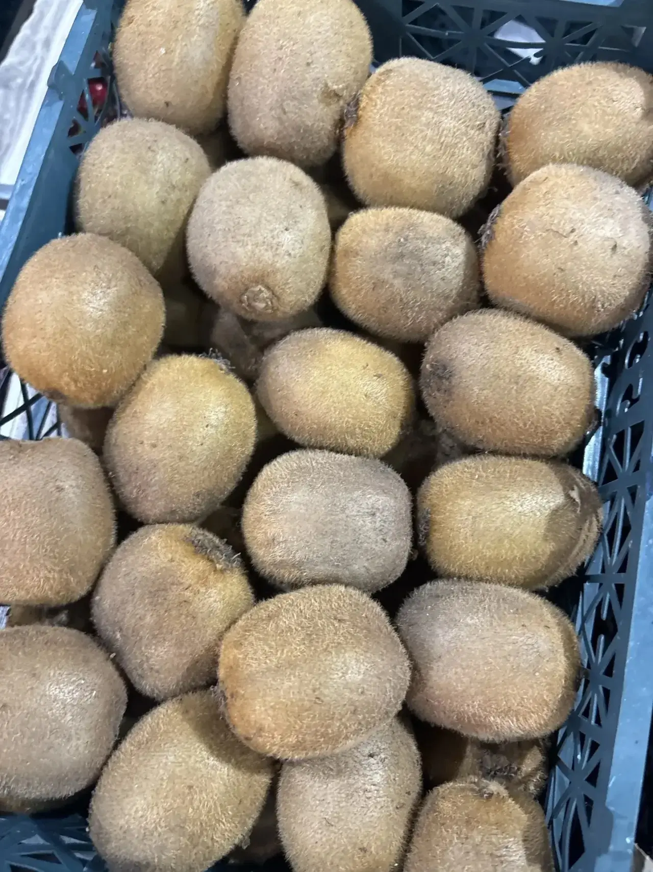 Ящик киви около 4кг!