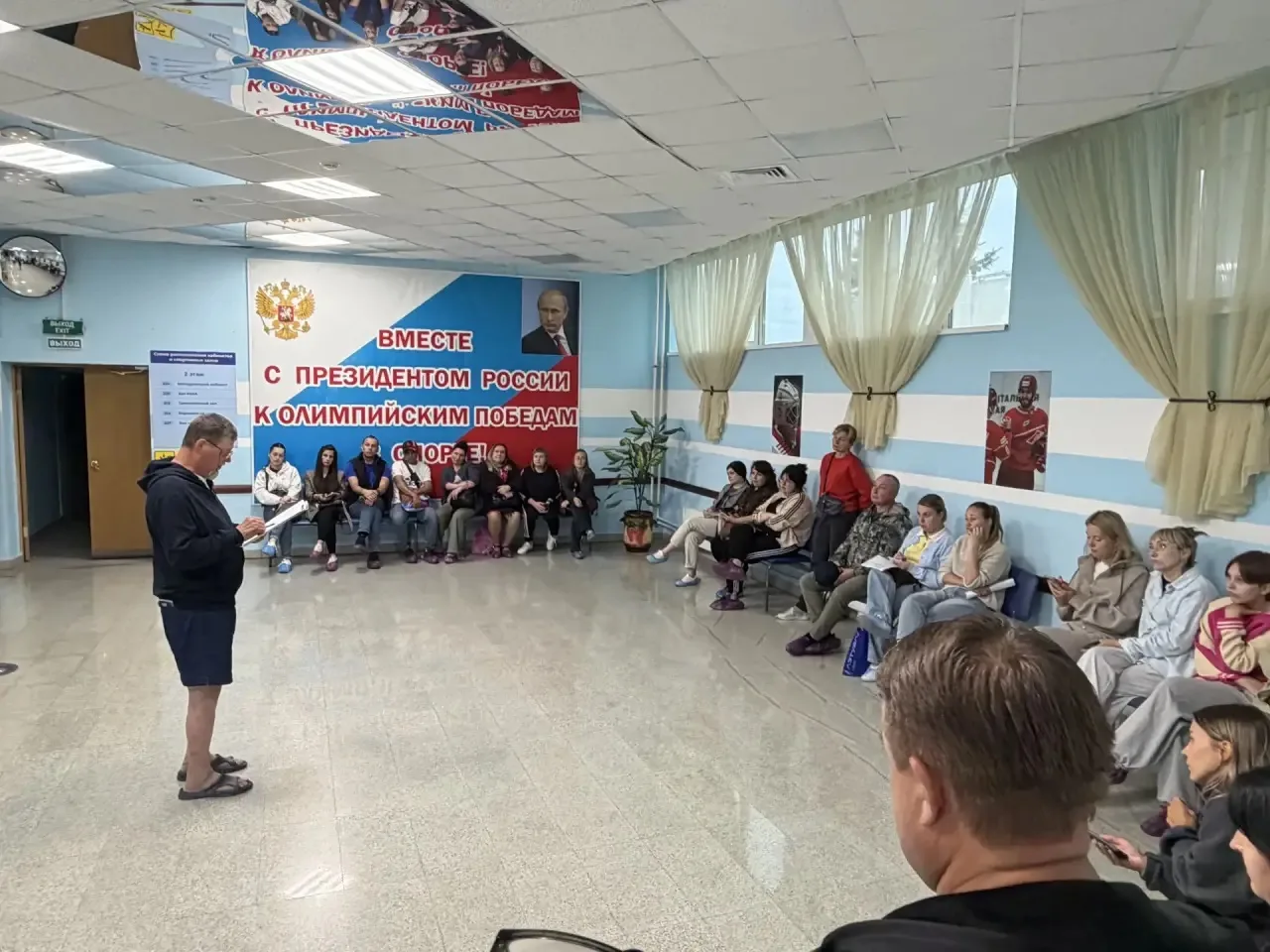Тренер-преподаватель отделения Плавания спортивной школы «Арена»Сорокин Александр Юрьев...