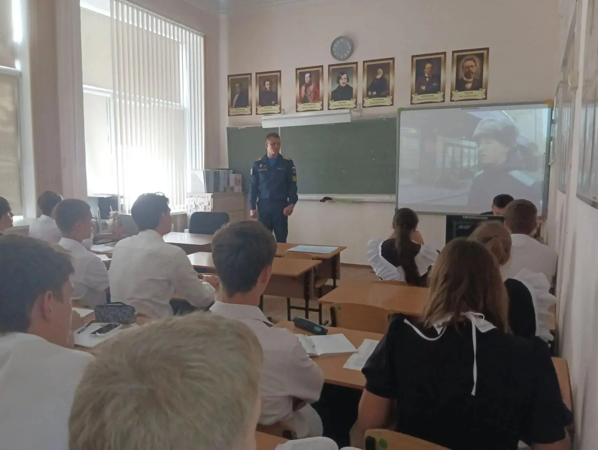 🌟 Есть такая профессия — Родину защищать!