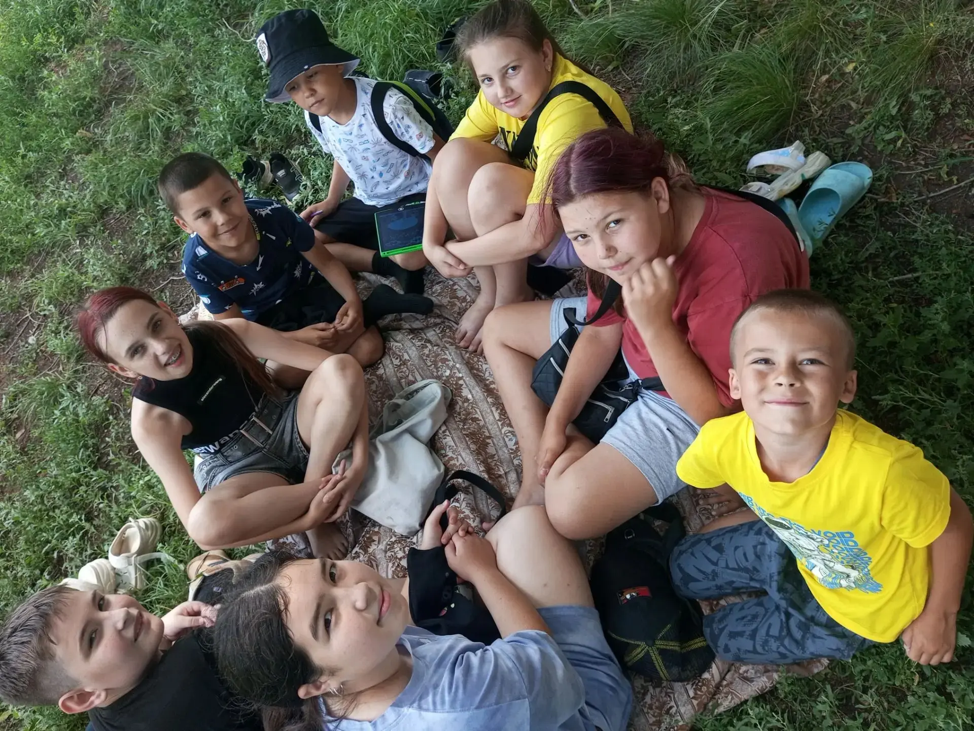 🌞 День 9 в лагере. Миссия: «Создавай и вдохновляй»!

Сегодняшний день стал настоящим калейдоскопом 