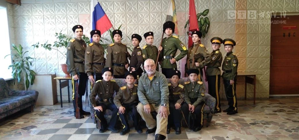 🇷🇺🇷🇺🇷🇺Валентину Михайловичу Тришину, бессменному руководителю казачьего военно- патриотического клуб