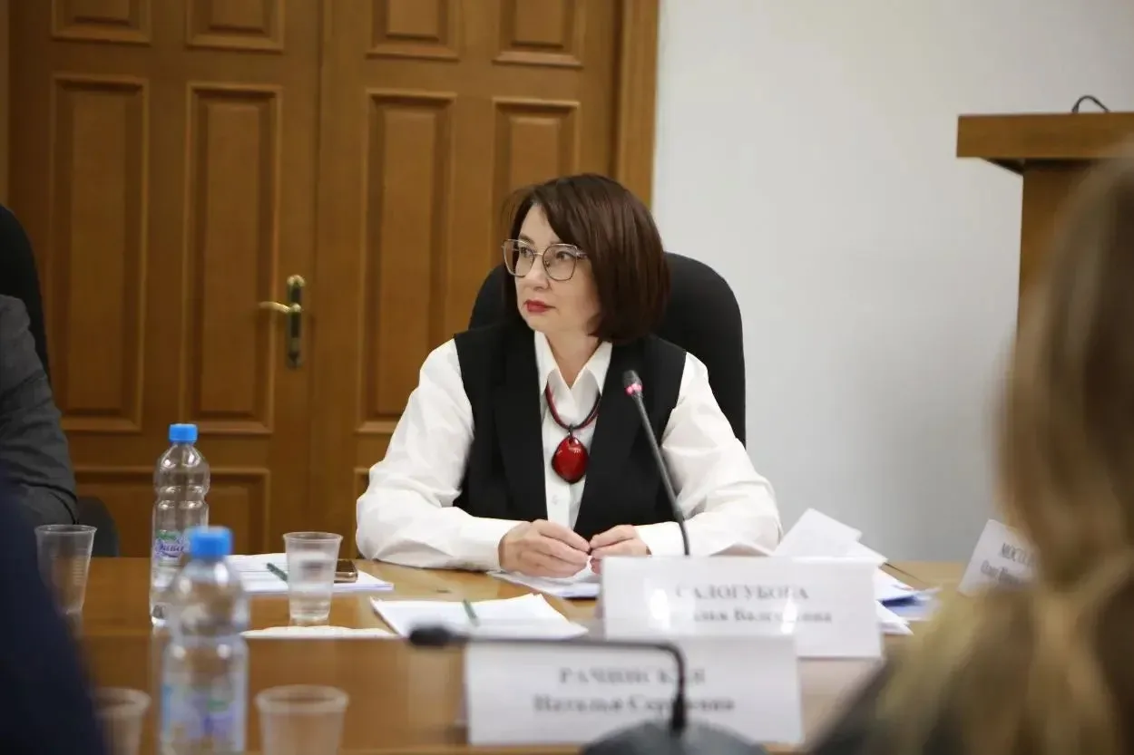 Приняла участие в заседании комитета по образованию, науке и молодежной политике Воронежской областн