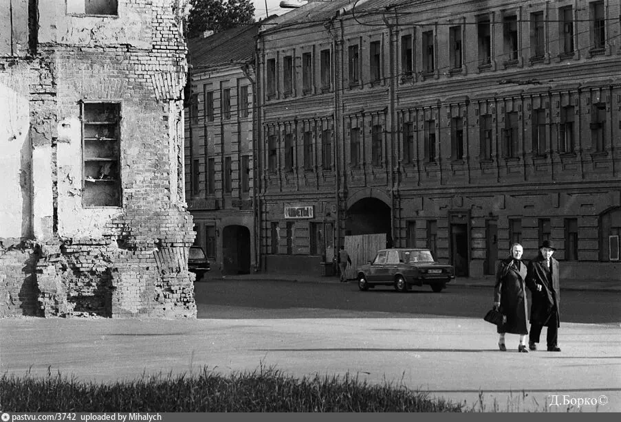 Новослободская улица 1980–1989