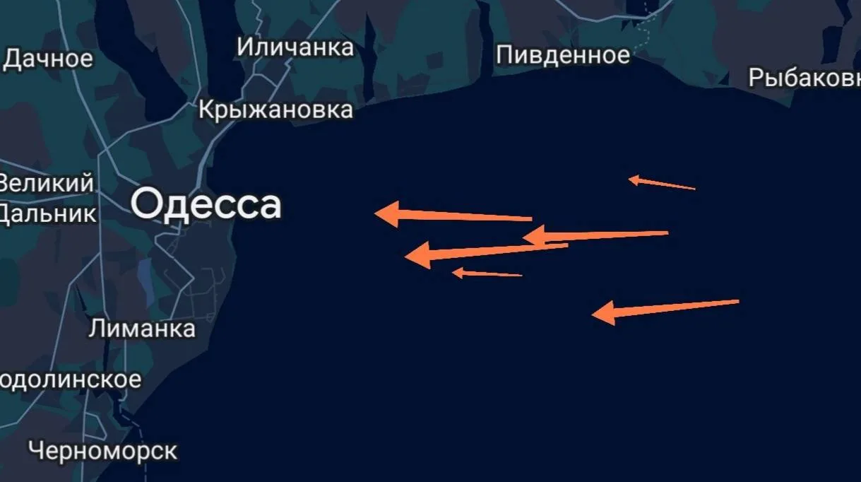 15 крылатых ракет «Бандероль» летят на Одессу, сообщают вражеские сводки.