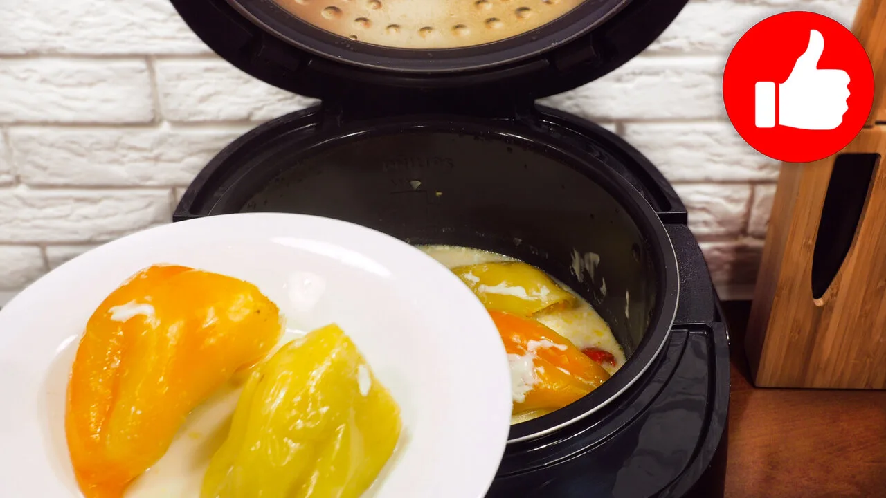 Фаршированные перцы с курицей в мультиварке