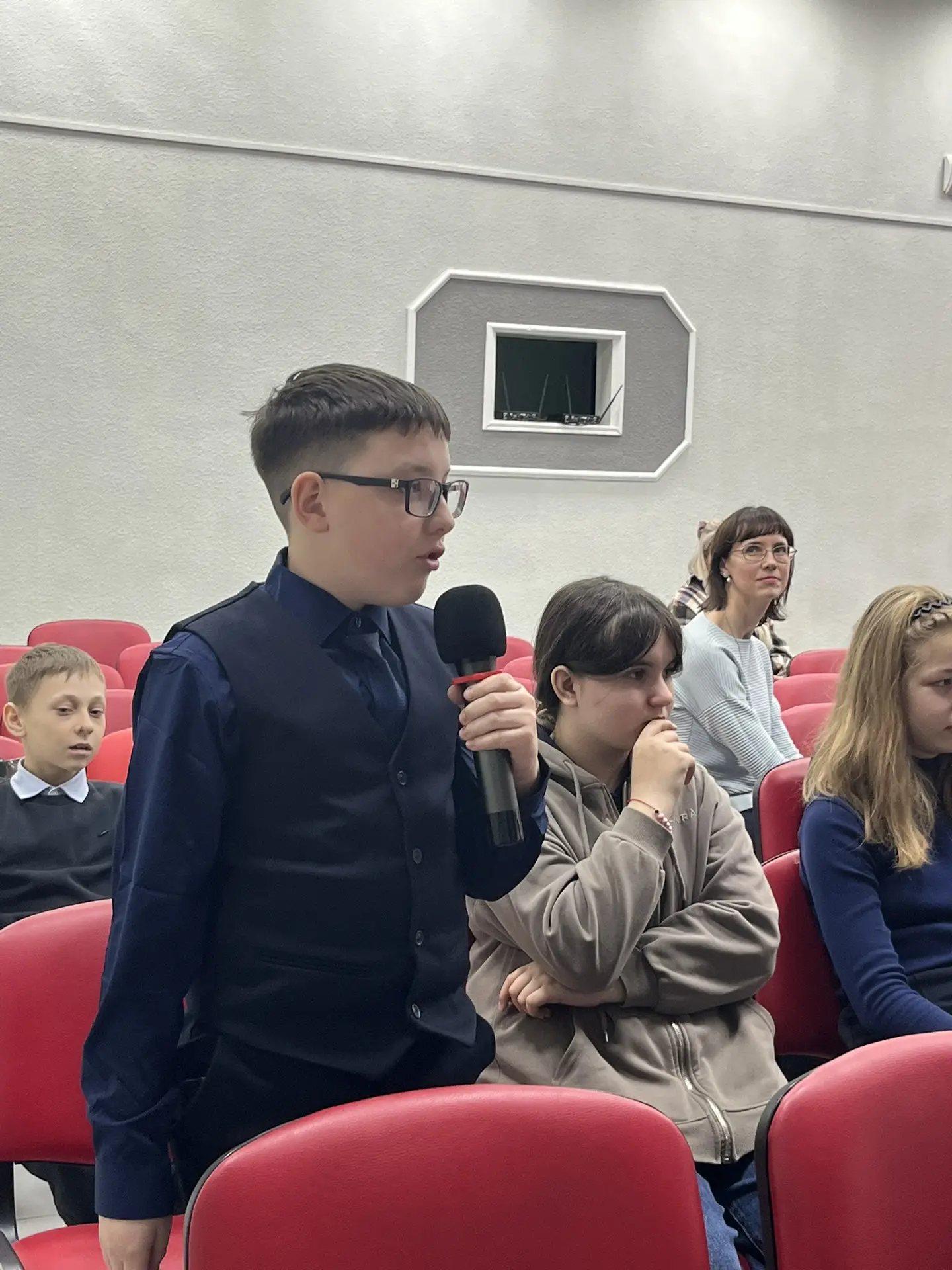 КЛАССНЫЕ ВСТРЕЧИ ДВИЖЕНИЯ ПЕРВЫХ 🗣    На площадке нашей школы 20 марта состоялась Классная встреча д