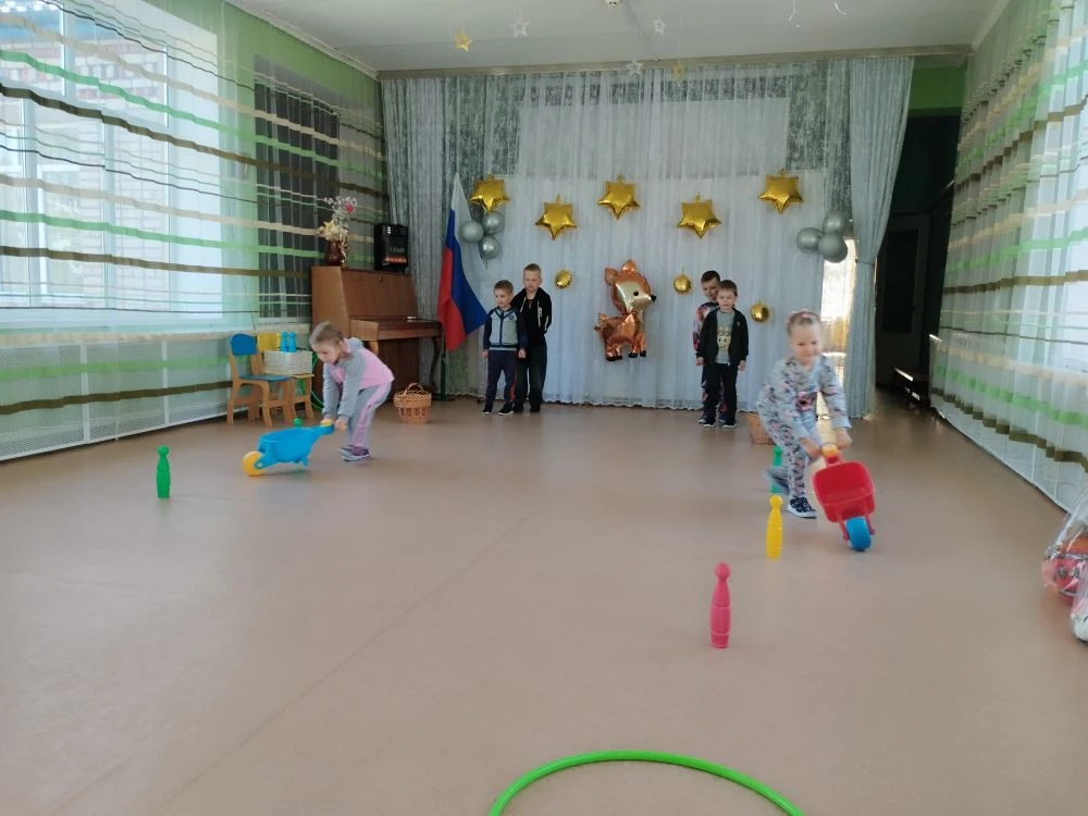 Сегодня в нашем саду прошло спортивное мероприятие посвященное Дню детей .