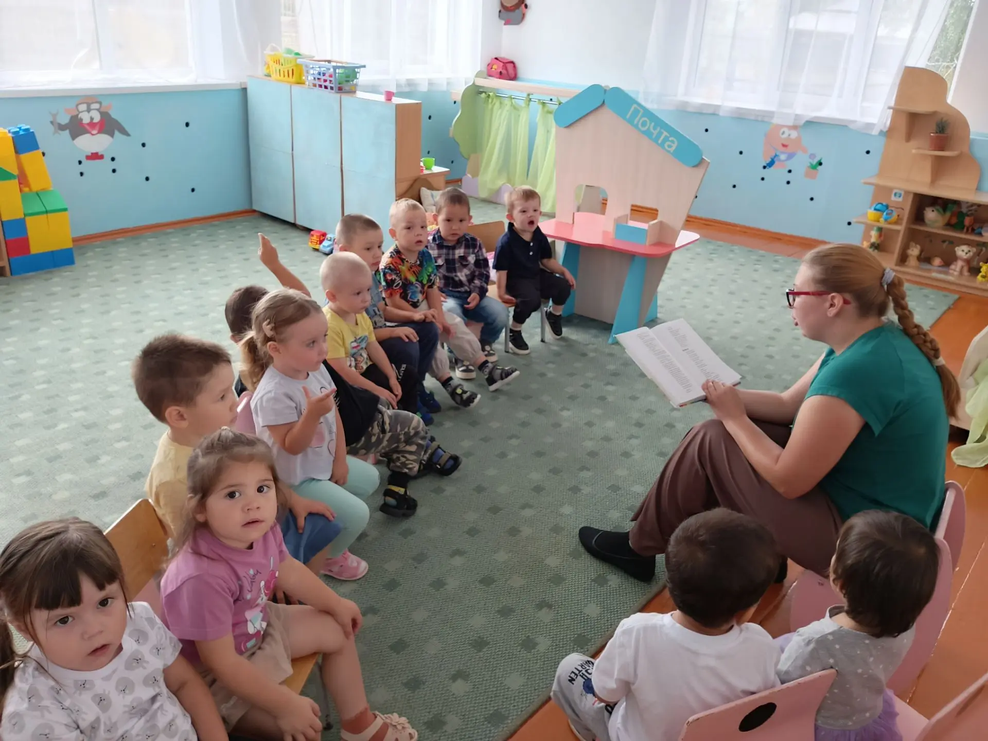 ✨26 августа воспитатель Варвара Александровна прочитала младшим ребятам сказку «Муха-Цо...