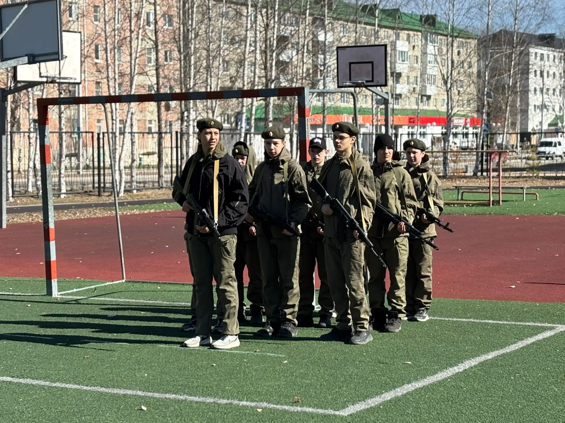 3 день муниципального этапа «Зарница 2.0» Сегодня средние и старшие отряды приняли участие в следующ