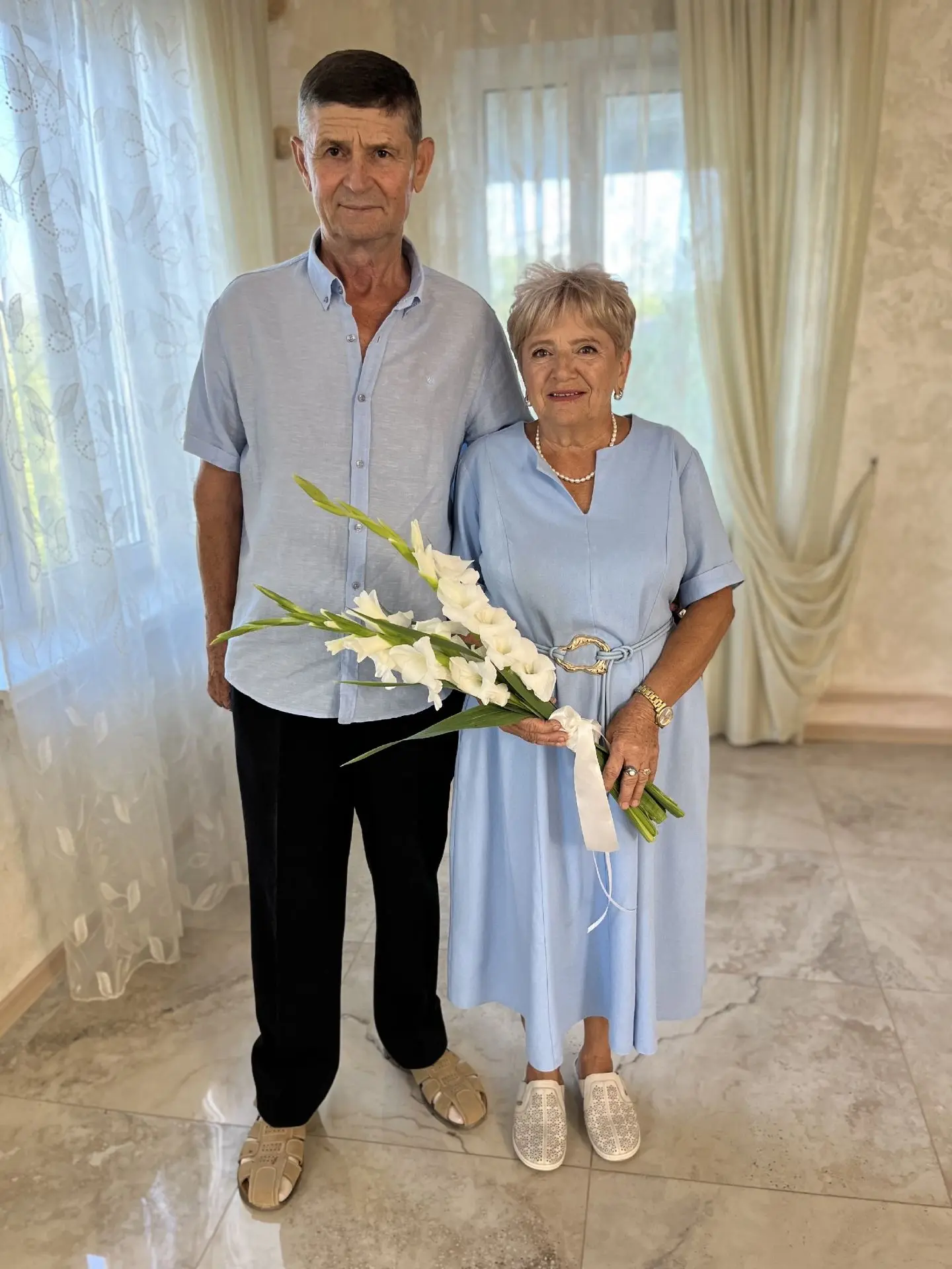 ❤️ ❤️ «Подсолнухи», коробка конфет и 50 лет вместе: история любви супругов из Керчи
